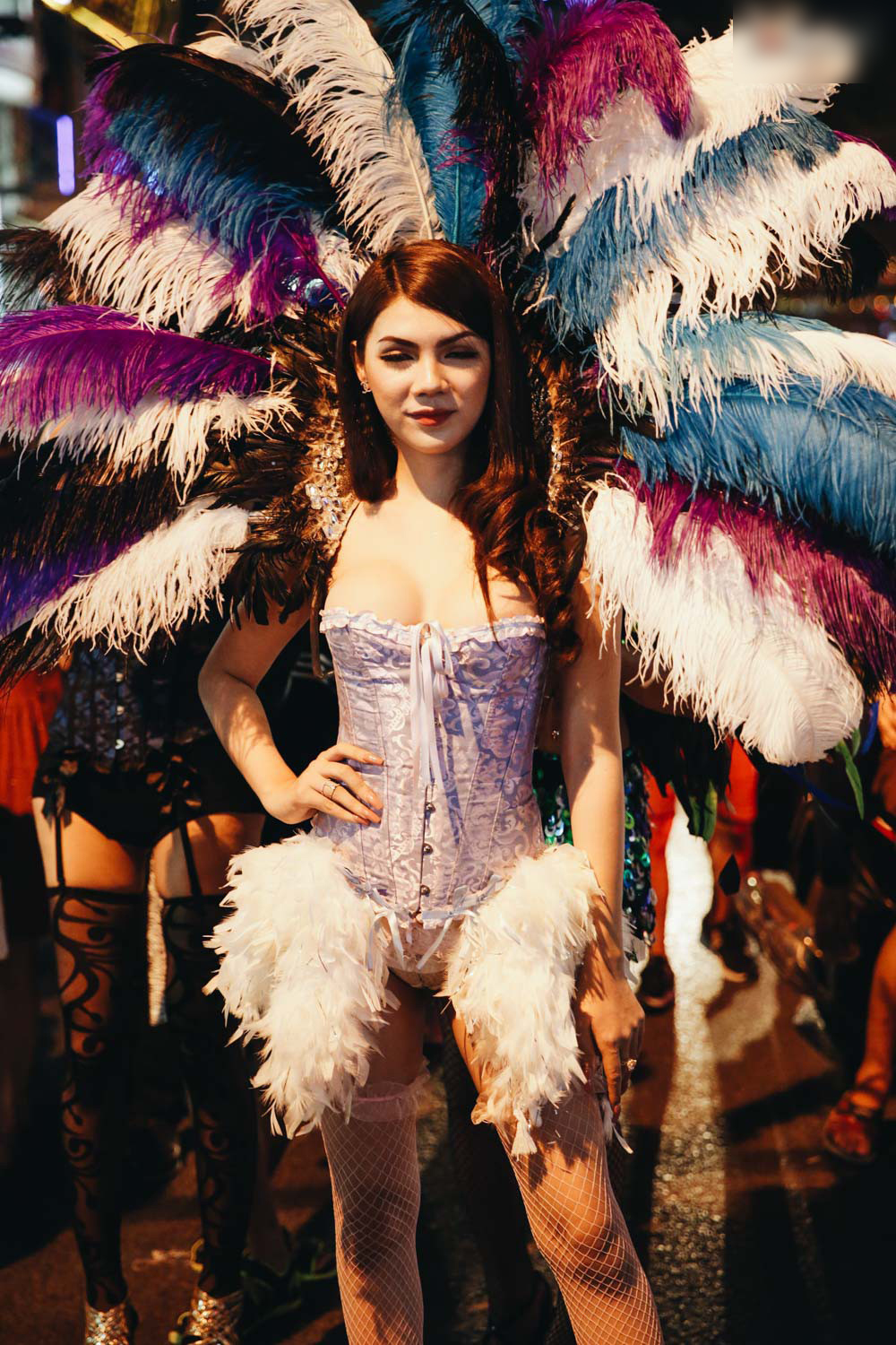 Giới trẻ Sài Gòn hưởng ứng Halloween: Phố đi bộ Bùi Viện là sàn hóa thân đặc sắc nhất năm nay!